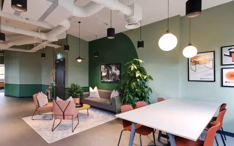45-47 Clerkenwell Green, London image 1