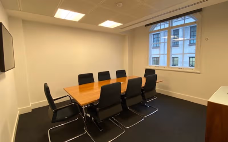 112 Jermyn St, London image 1