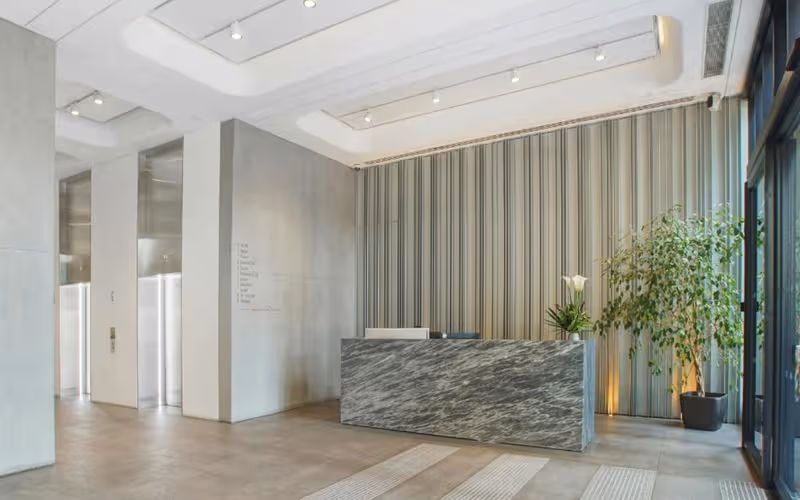 24 Chiswell Street, London, 50 DESKS 24 Chiswell Street, London image 1