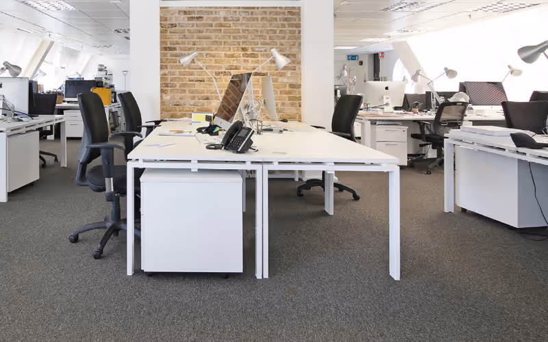 5 Gainsford Street, London, 50 DESKS 5 Gainsford Street, London image 1