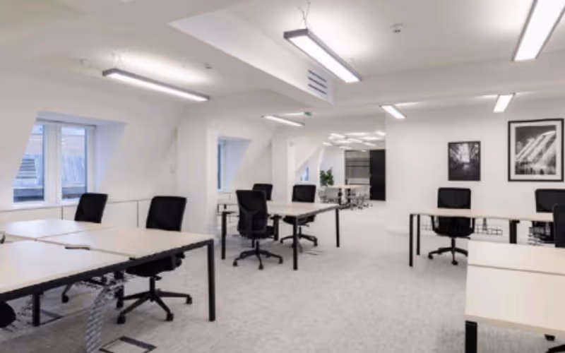 38 Threadneedle Street, London, 36 DESKS 38 Threadneedle Street, London image 1