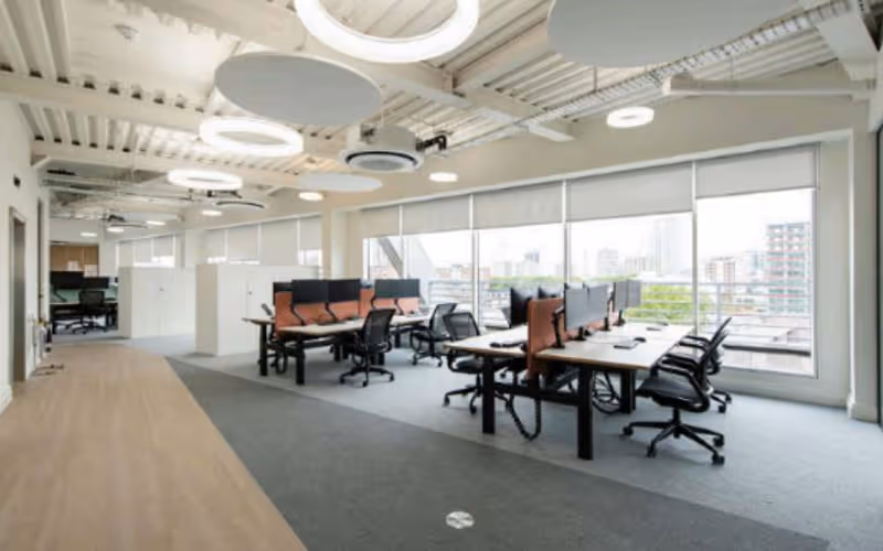 27 Goswell Road, London, 52 DESKS 27 Goswell Road, London image 1