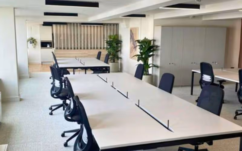 80 Mosley Street, London, 40 DESKS 80 Mosley Street, London image 1