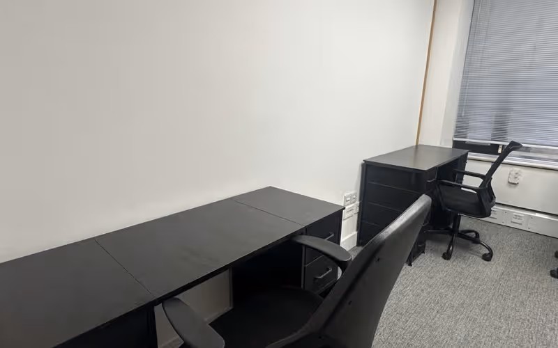 21 Knightsbridge, Belgravia, 4 DESKS 21 Knightsbridge, Belgravia image 1