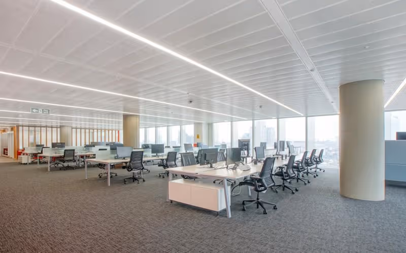 240 Blackfriars Road, London, 46 DESKS 240 Blackfriars Road, London image 1