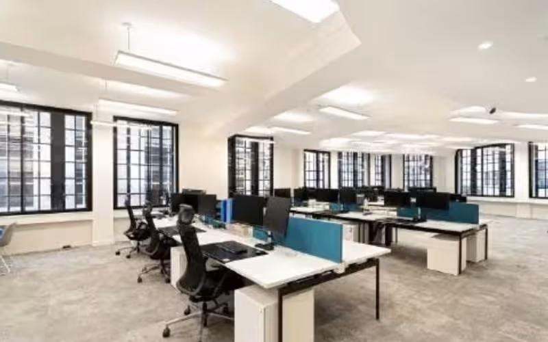 33 Lime St, London, 24 DESKS 33 Lime St, London image 1