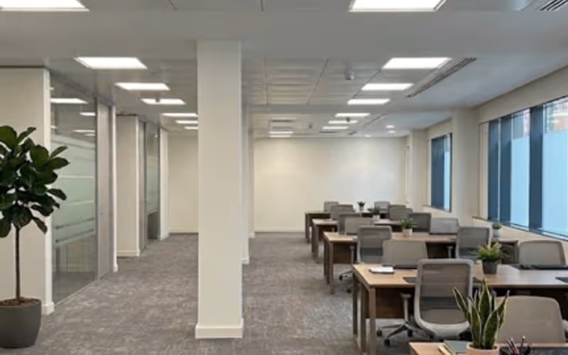 50 Farringdon Road, London image 1