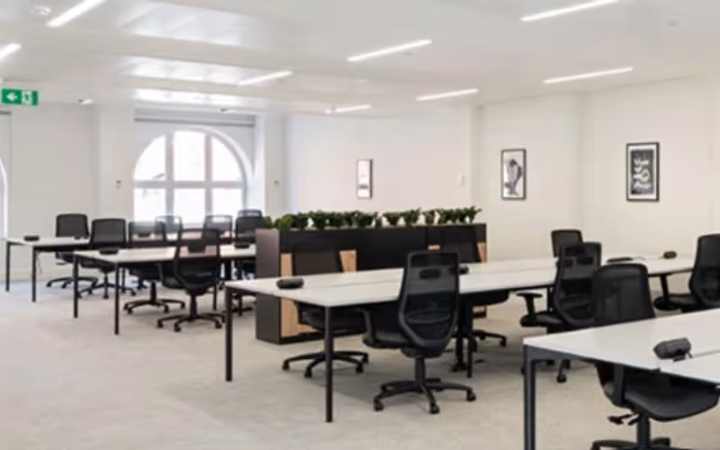 20-23 Holborn, London, 32 DESKS 20-23 Holborn, London image 1