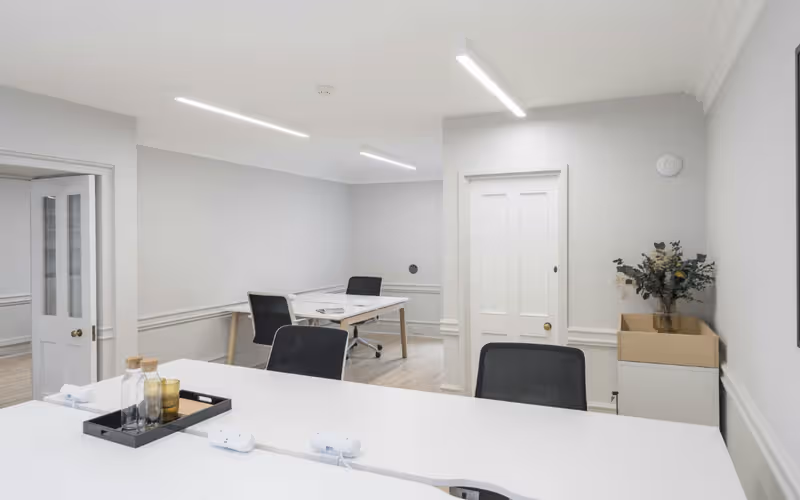 49-51 Monmouth Street, London image 1