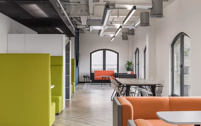 58 St Katharine's Way, St Katharine Docks London, 106 DESKS 58 St Katharine's Way, St Katharine Docks London image 1