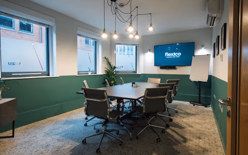 32 Park Cross Street, Leeds, 9 DESKS 32 Park Cross Street, Leeds image 1
