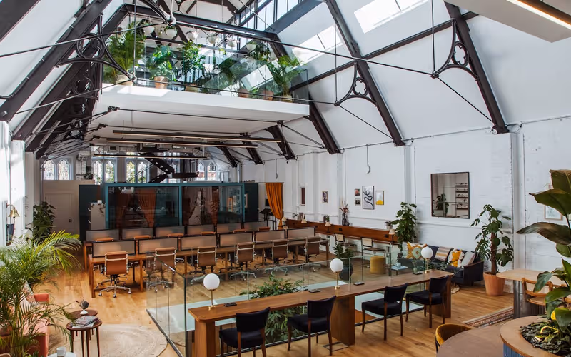 41 Iffley Road, London, 16 DESKS 41 Iffley Road, London image 1