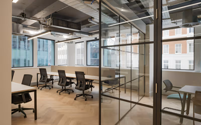 78 New Oxford Street, London, 23 DESKS 78 New Oxford Street, London image 1