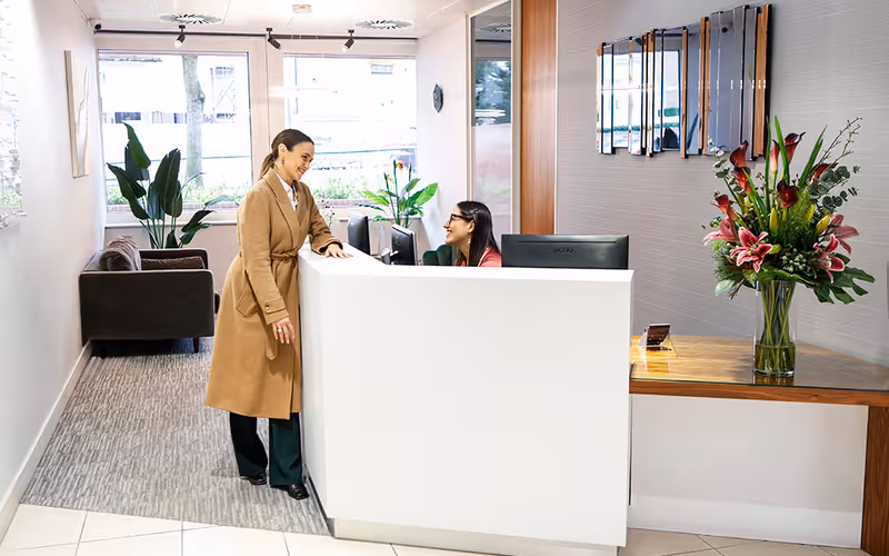 51 Holland Street, Greater London, 9 DESKS 51 Holland Street, Greater London image 1