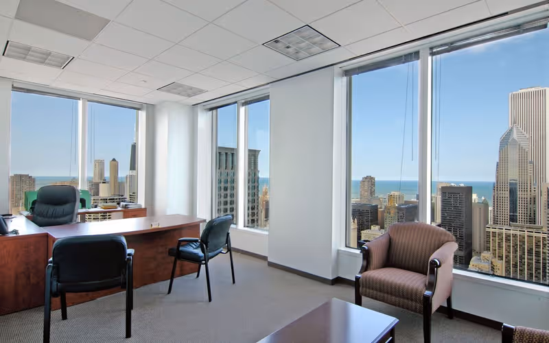 77 West Wacker Dr, Chicago, 6 DESKS 77 West Wacker Dr, Chicago image 1