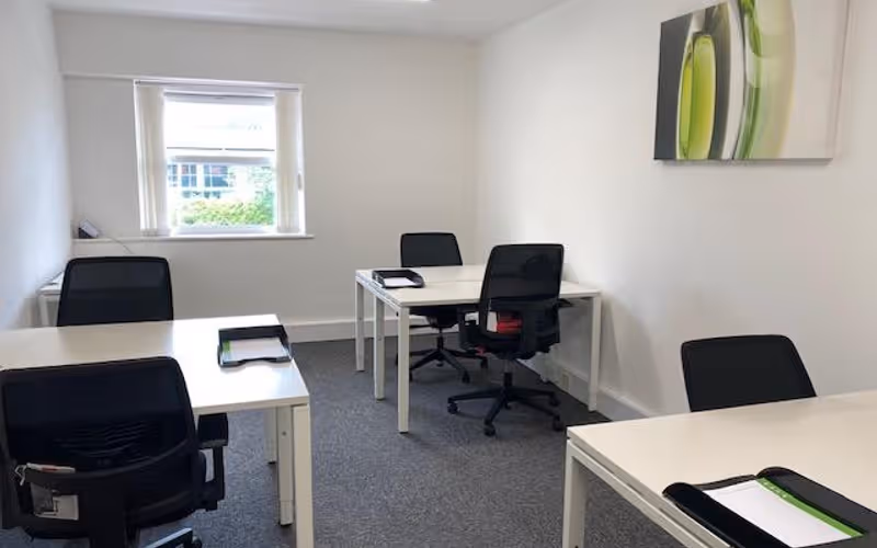 Stroudley Road, Basingstoke, 50 DESKS Stroudley Road, Basingstoke image 1