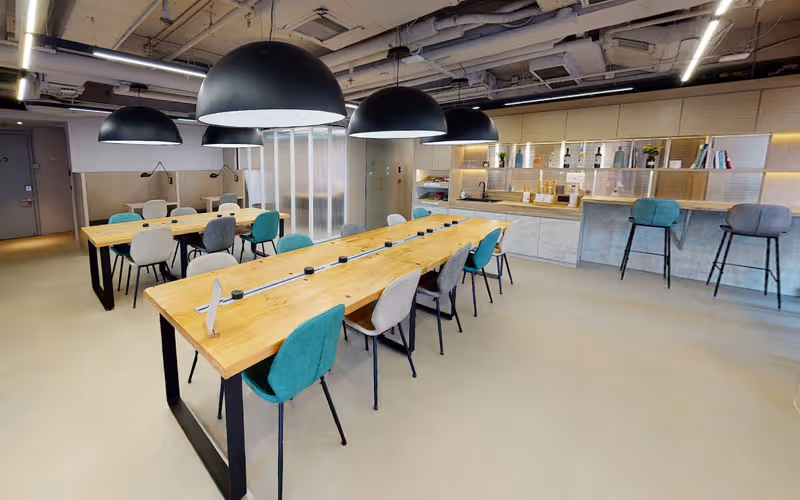 491-499 Lockhart Road, Causeway Bay, 6 DESKS 491-499 Lockhart Road, Causeway Bay image 1