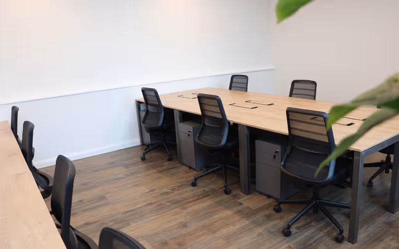 Broad Street, Reading, 60 DESKS Broad Street, Reading image 1
