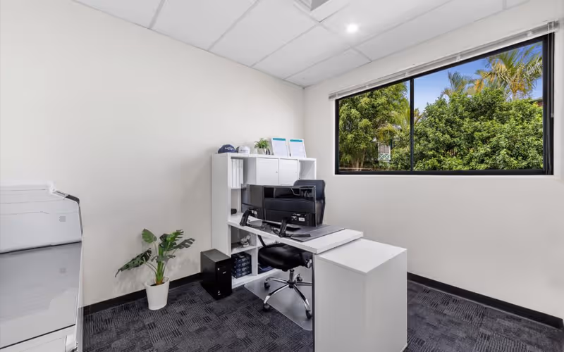 45 Commercial Drive, Shailer Park, 4 DESKS 45 Commercial Drive, Shailer Park image 1