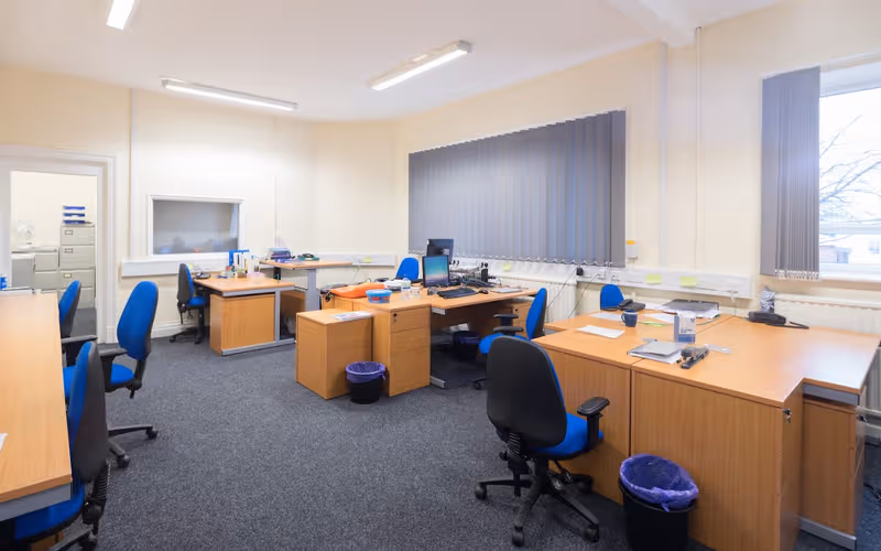 Monsall Road, Manchester, 27 DESKS Monsall Road, Manchester image 1