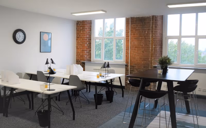 Albert Street, Hollinwood, 145 DESKS Albert Street, Hollinwood image 1