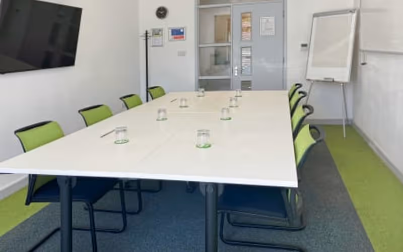 Metcalf Way, West Sussex, 13 DESKS Metcalf Way, West Sussex image 1