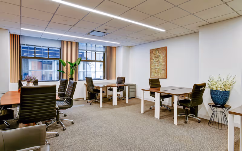 122 East 42nd Street, New York image 1