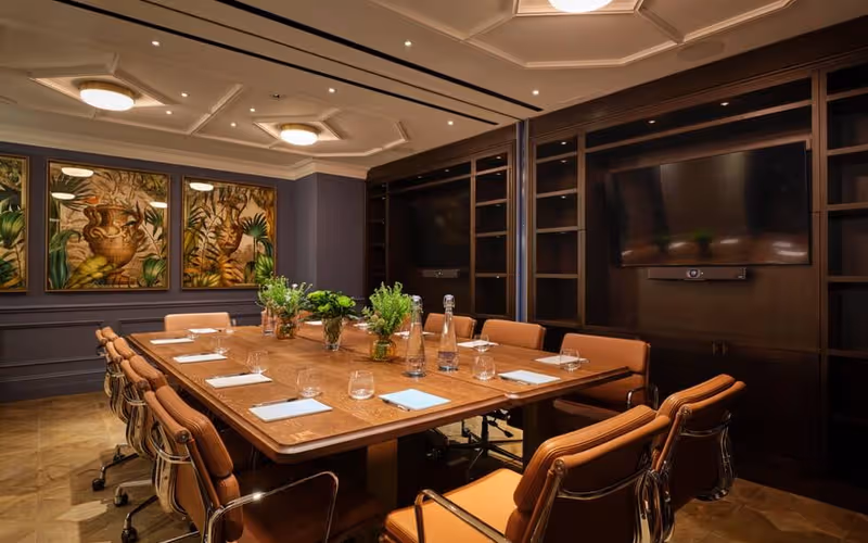 64 Knightsbridge, Greater London, 29 DESKS 64 Knightsbridge, Greater London image 1