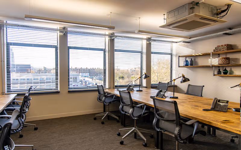 1 Putney Bridge Approach, Greater London, 150 DESKS 1 Putney Bridge Approach, Greater London image 1