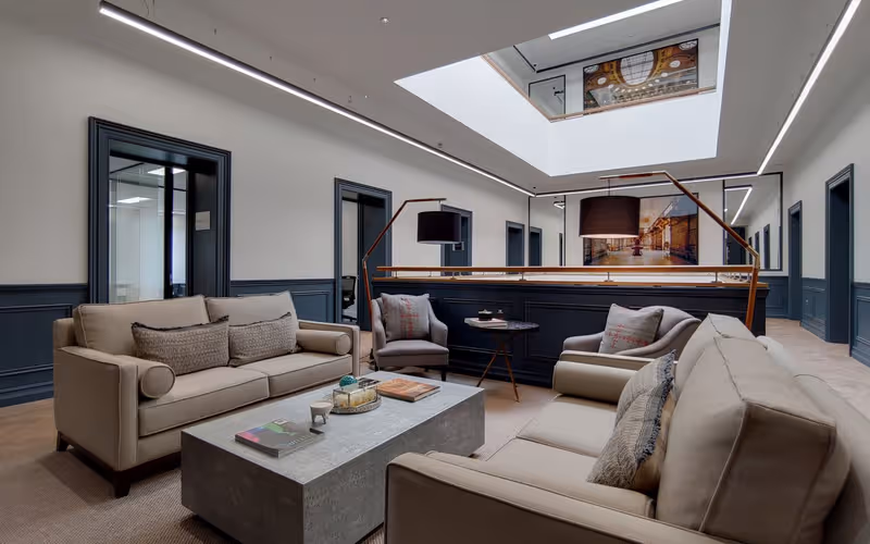 70 Pall Mall, St James's, 36 DESKS 70 Pall Mall, St James's image 1