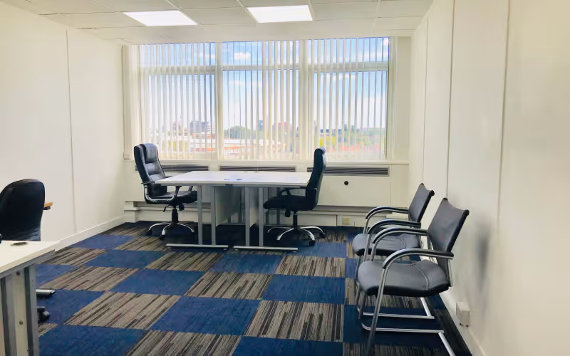 60 North Circular Road, Park Royal, 11 DESKS 60 North Circular Road, Park Royal image 1