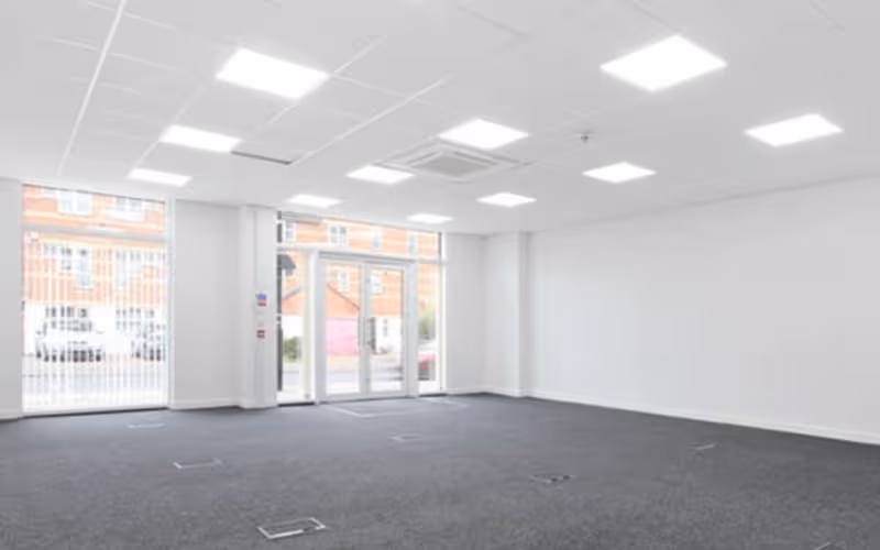 Plough Way, London, 44 DESKS Plough Way, London image 1