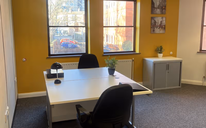 49 Calthorpe Road, West Midlands, 35 DESKS 49 Calthorpe Road, West Midlands image 1