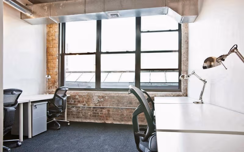 33 Nassau Ave, Brooklyn, 12 DESKS 33 Nassau Ave, Brooklyn image 1