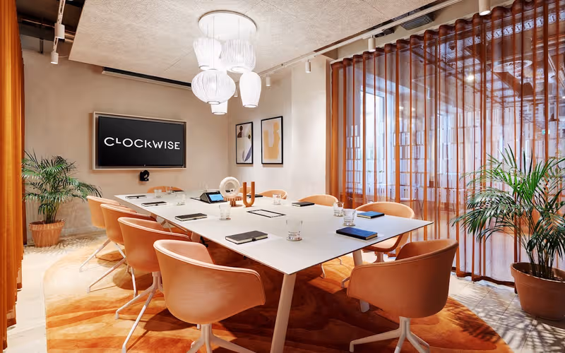 1 Grosvenor Square, Southampton, 28 DESKS 1 Grosvenor Square, Southampton image 1