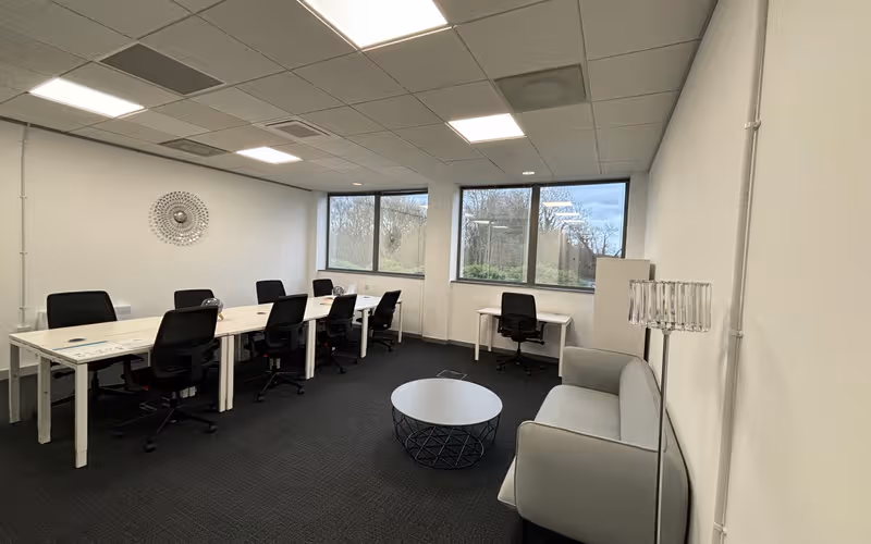 Robert Robinson Avenue, Oxford, 50 DESKS Robert Robinson Avenue, Oxford image 1