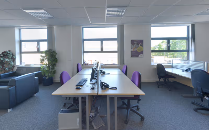 Bessemer Drive, Hertfordshire, 25 DESKS Bessemer Drive, Hertfordshire image 1