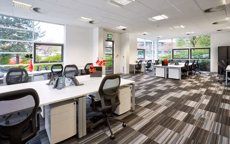 160 Aztec West, South Gloucestershire, 18 DESKS 160 Aztec West, South Gloucestershire image 1