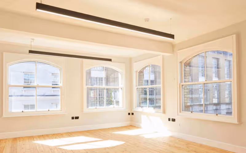 13 Macclesfield Street, Soho, 8 DESKS 13 Macclesfield Street, Soho image 1