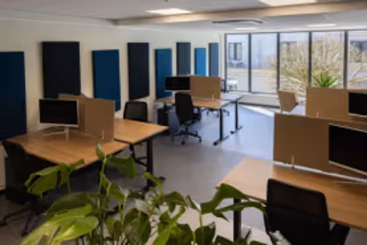 Frequency Work Lounge