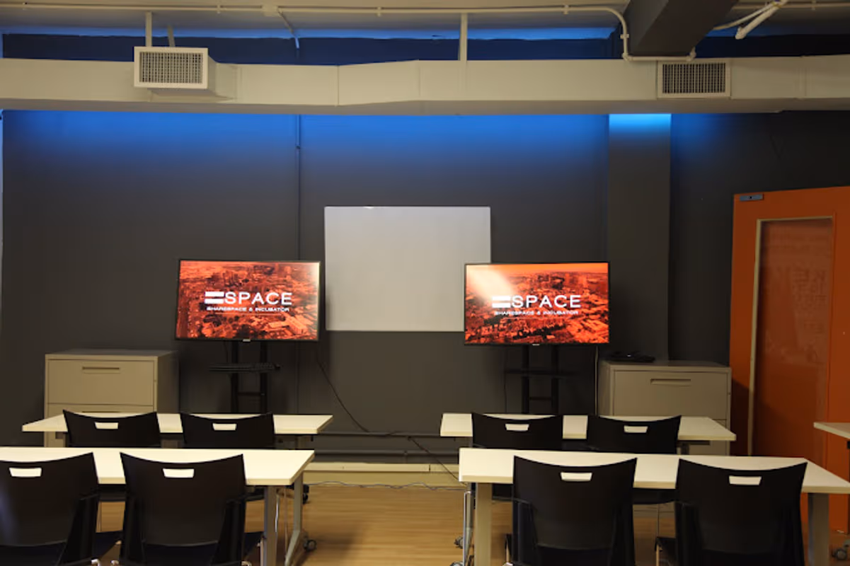 Equal Space Sharespace & Incubator