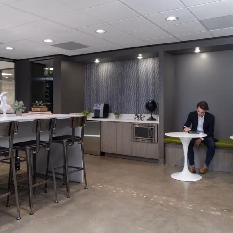 1120 Nasa Parkway, Houston - Image 2