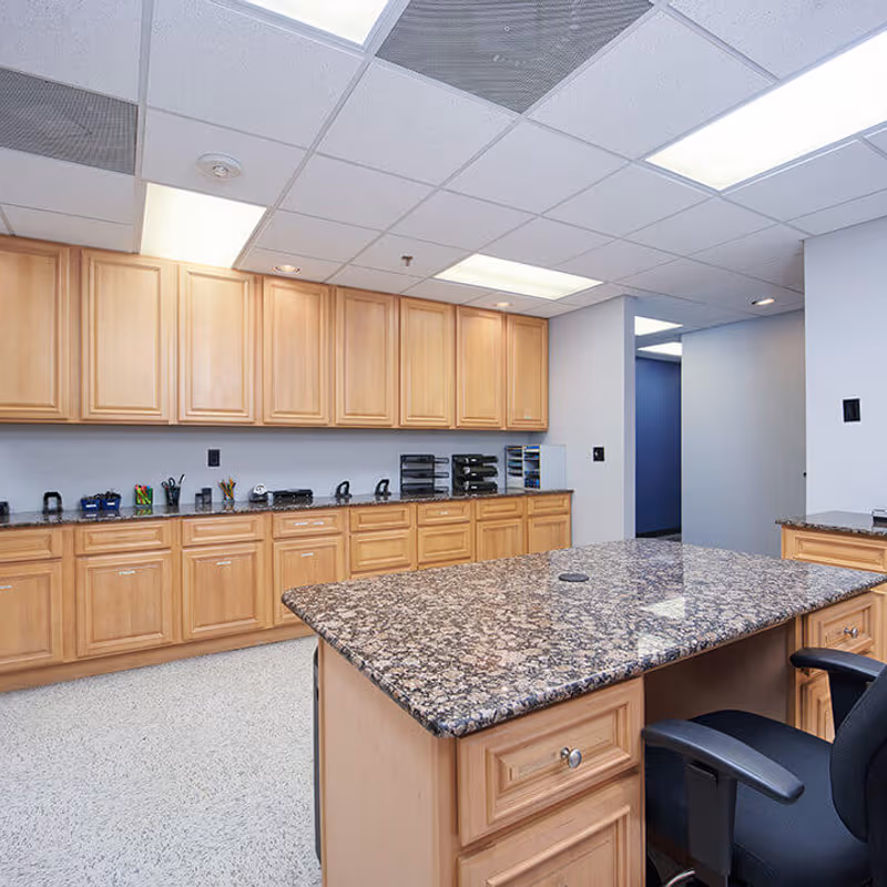 2701 W Busch Blvd, Tampa - Image 2