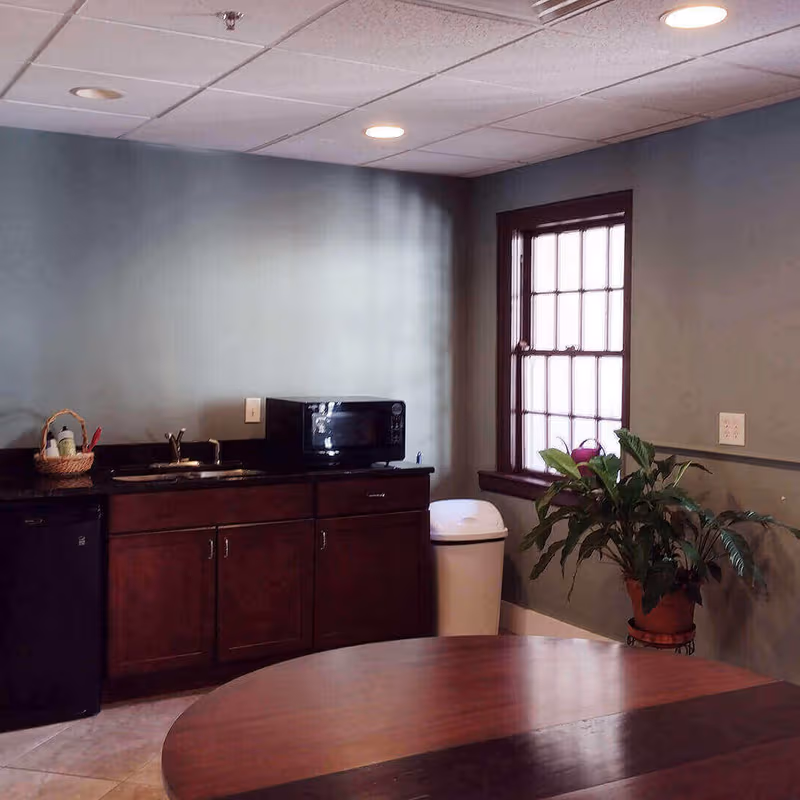 535 Locust St, Knoxville - Image 2