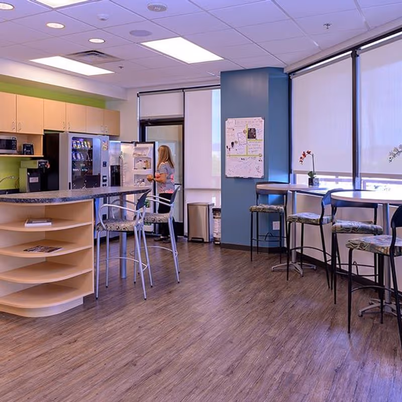 15331 W Bell Rd, Surprise - Image 9