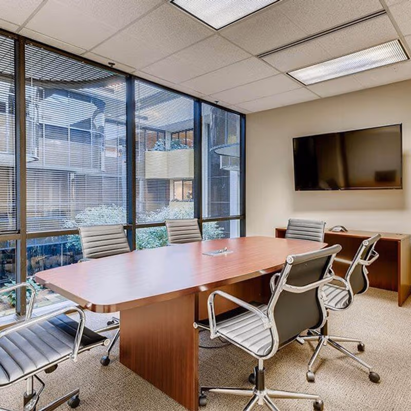 200 E Campus View Blvd, Columbus - Image 6