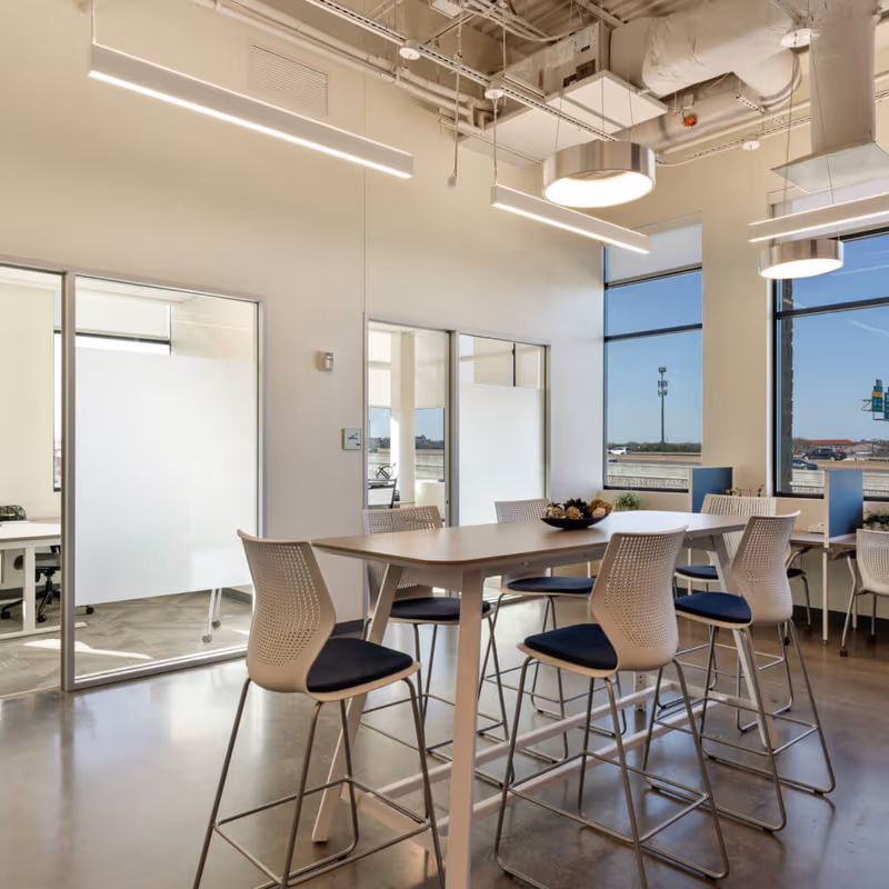 551 South Interstate 35 Frontage Road, Round Rock - Image 4