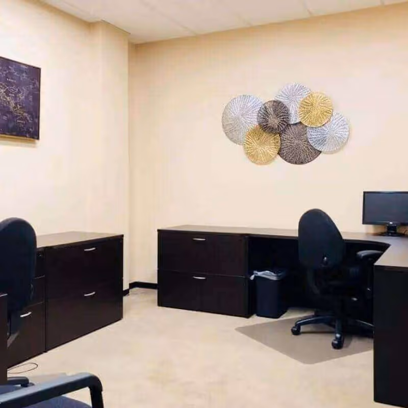 970 Reserve Dr, Roseville - Image 2