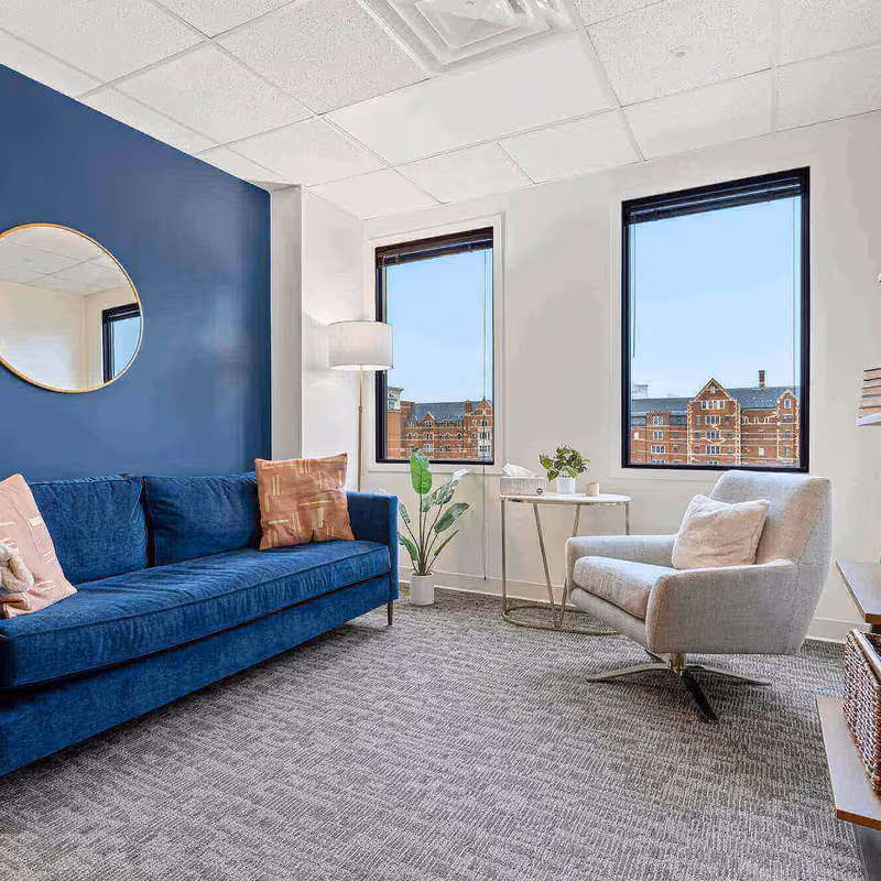 210 25th Ave N, Nashville - Image 2