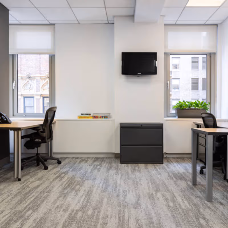 295 Madison Ave, New York - Image 11